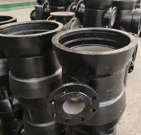 承插三通